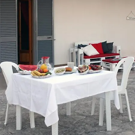 منزل ريفي Casa Vacanze Mina *